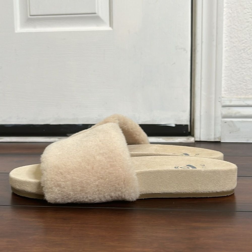 Johnny Was Calme Faux Fur Slide Women's size 10  New - Picture 5 of 9